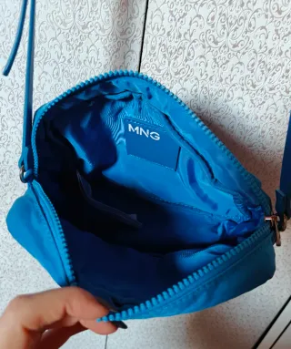 Bolso azul nylon asa regulable Mango seminuevo
