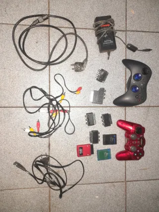 PlayStation 2 y 4 Para Recambios,mandos, y cables
