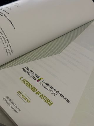 Escribiendo mi historia: La educación del carác...