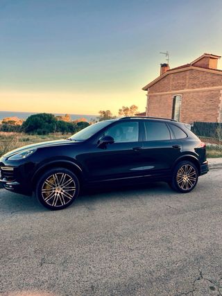 Porsche Cayenne turbo S, año 2016