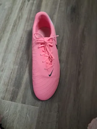 Botas de fútbol Nike Phantom rosas