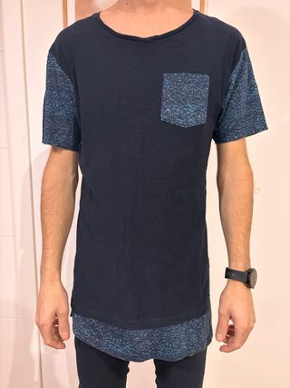 Camiseta larga con estampado