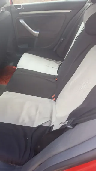 Volkswagen Golf 2004