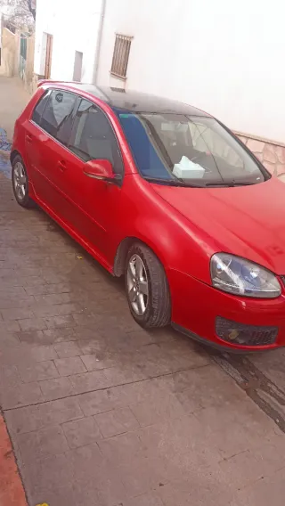 Volkswagen Golf 2004