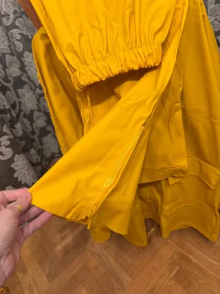 Abrigo impermeable amarillo traje de lluvia