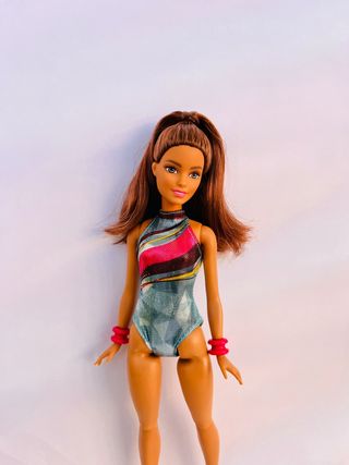 Muñeca Barbie Gimnasta Dreamhouse Adventures