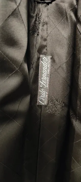 Abrigo de Astracán Negro Auténtico Premium