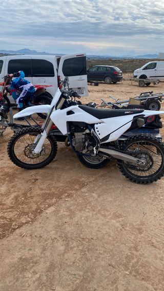 Husqvarna FC 450 2022 Motocross