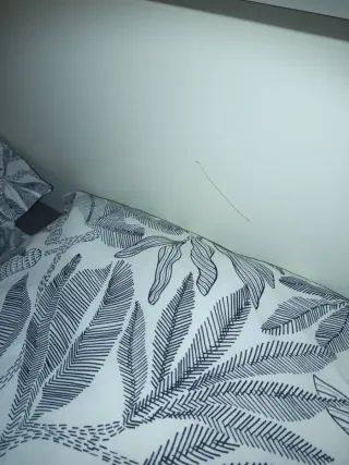 Cama de matrimonio blanca