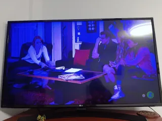 Televisión LG 42 Azul