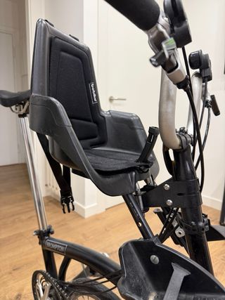 Silla Bobike con adaptador Bryan para Brompton