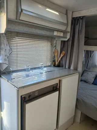 Caravana menos de 750kg con documentación,