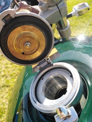 Royal Enfield GT 535