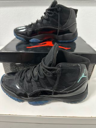 Jordan 11 Nero Blu