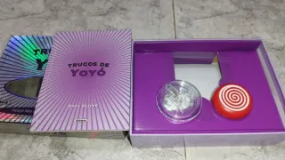 Trucos de Yoyó - Caja con libro e instrucciones