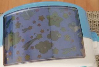 Proyector infantil Playskool con luces y sonido