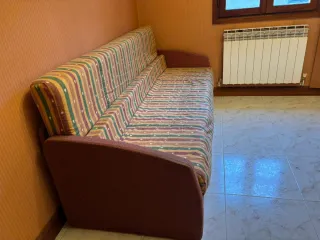 Sofá Cama Tela Multicolor. Se puede entregar.