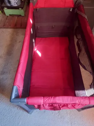 Parque infantil con 2 ruedas