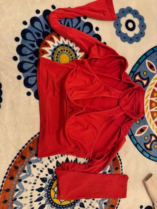 Top sexy rojo manga larga