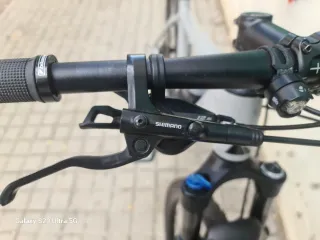 Bicicleta Canyon Grigia