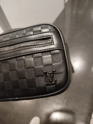 Bandolera Louis Vuitton Negra Nueva