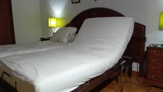 Cama articulada madera y metal