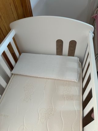 Cuna blanca con osito sweet bear
