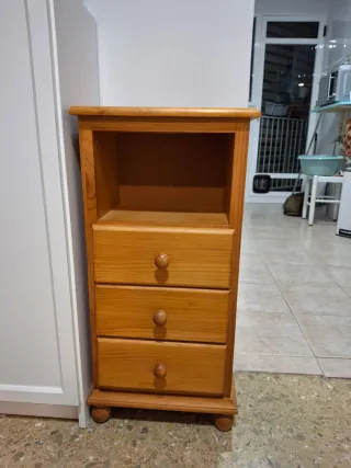 Conjunto de muebles de madera
