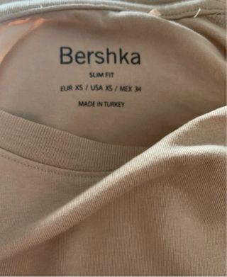 Conjunto Camiseta y Bermudas Beige/Negro