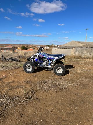 Suzuki LTR 450 7500€