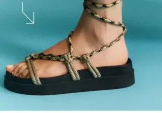 Sandalias de plataforma con cordones