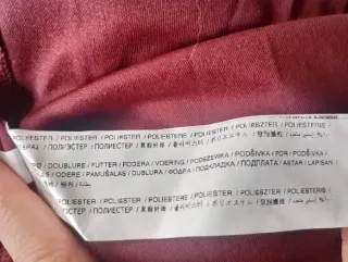 Abitino borgogna fantasia paisley Mango M