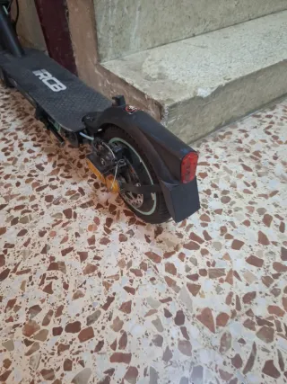 Patinete eléctrico RCB casi nuevo