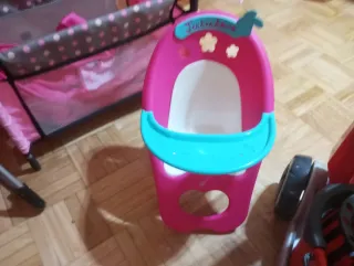 Pack Muñecos: Trona, Cuna, Bañera y Limpieza