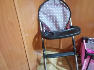 Pack Muñecos: Trona, Cuna, Bañera y Limpieza