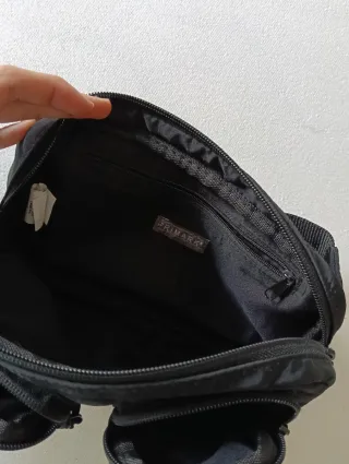 Riñonera pequeña Primark negra