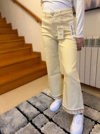 Calças wideleg com conchas