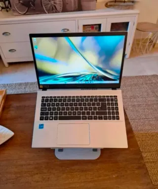 Portátil Acer Aspire 3 2TB 24GB RAM IPS