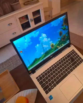 Portátil Acer Aspire 3 2TB 24GB RAM IPS