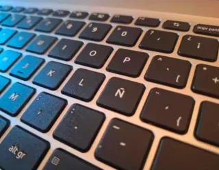 Portátil Acer Aspire 3 2TB 24GB RAM IPS