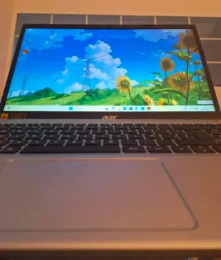 Portátil Acer Aspire 3 2TB 24GB RAM IPS