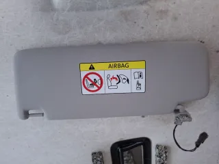 Parasol CUPRA Formentor con espejo