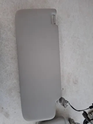 Parasol CUPRA Formentor con espejo