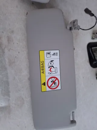 Parasol CUPRA Formentor con espejo