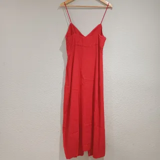 Vestido Zara Rojo Midi Botones