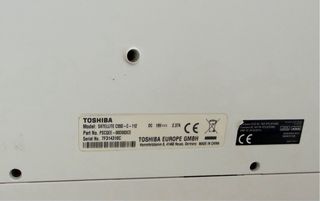 Ordenador portátil Toshiba blanco