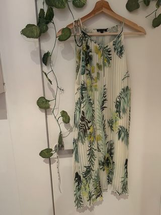 Conjunto Top Verde y Pantalón Blanco