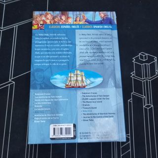 Moby Dick (Clasicos Espanol-Ingles) (Spanish Ed...