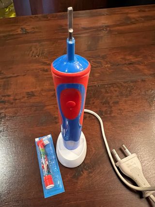 Cepillo Eléctrico Infantil Oral-B