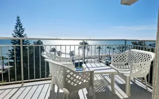 alquiler apartamento frontal al mar